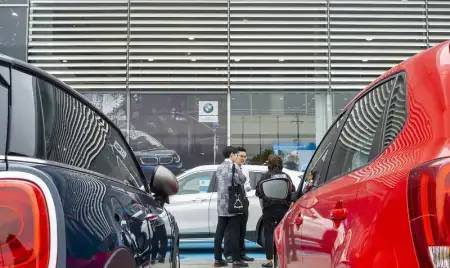 開車10年,才發現汽車后視鏡用這些 笨招 ,關鍵時刻有大作用